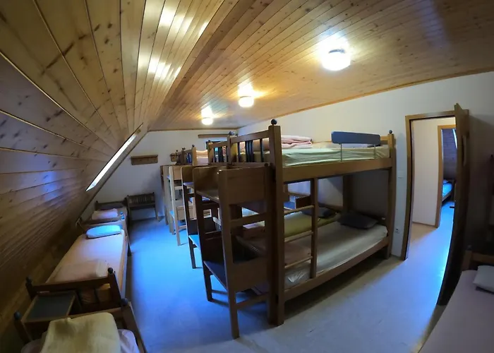 Auberge de jeunesse Pus Bavsica *