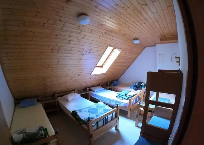 Auberge de jeunesse Pus Bavsica