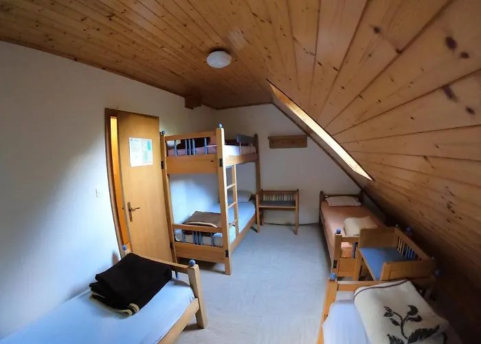 Pus Bavsica Auberge de jeunesse *