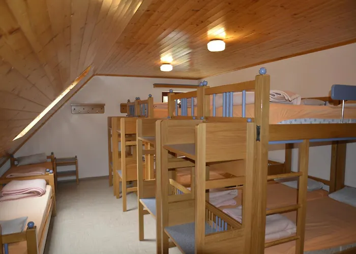 Auberge de jeunesse Pus Bavsica